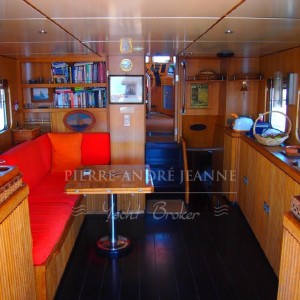 4801904_20140905030454675_1_XLARGE