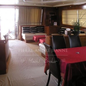 4387077_20130611102221955_1_XLARGE