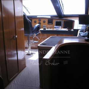 4387077_20130611102234901_1_XLARGE