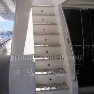 4387077_20130611102320488_1_XLARGE