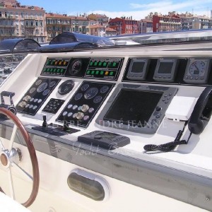 4387077_20130611102334227_1_XLARGE