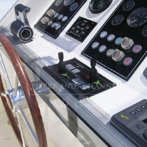 4387077_20130611102340858_1_XLARGE