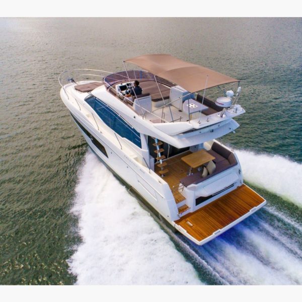 prestige-yacht-prestige-460