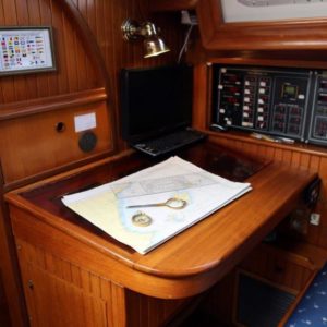 lady-francine-voilier-ketch-scorpio-72-location-mariotto-146-1080×675