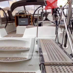 6308581_20170721130927010_1_XLARGE