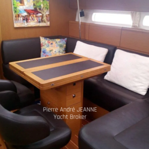 6308581_20170721131104972_1_XLARGE